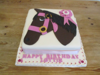 Birthday- 221 Lottie-horses-head